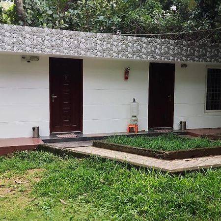 Sri Sai Farm House Пондичери Екстериор снимка