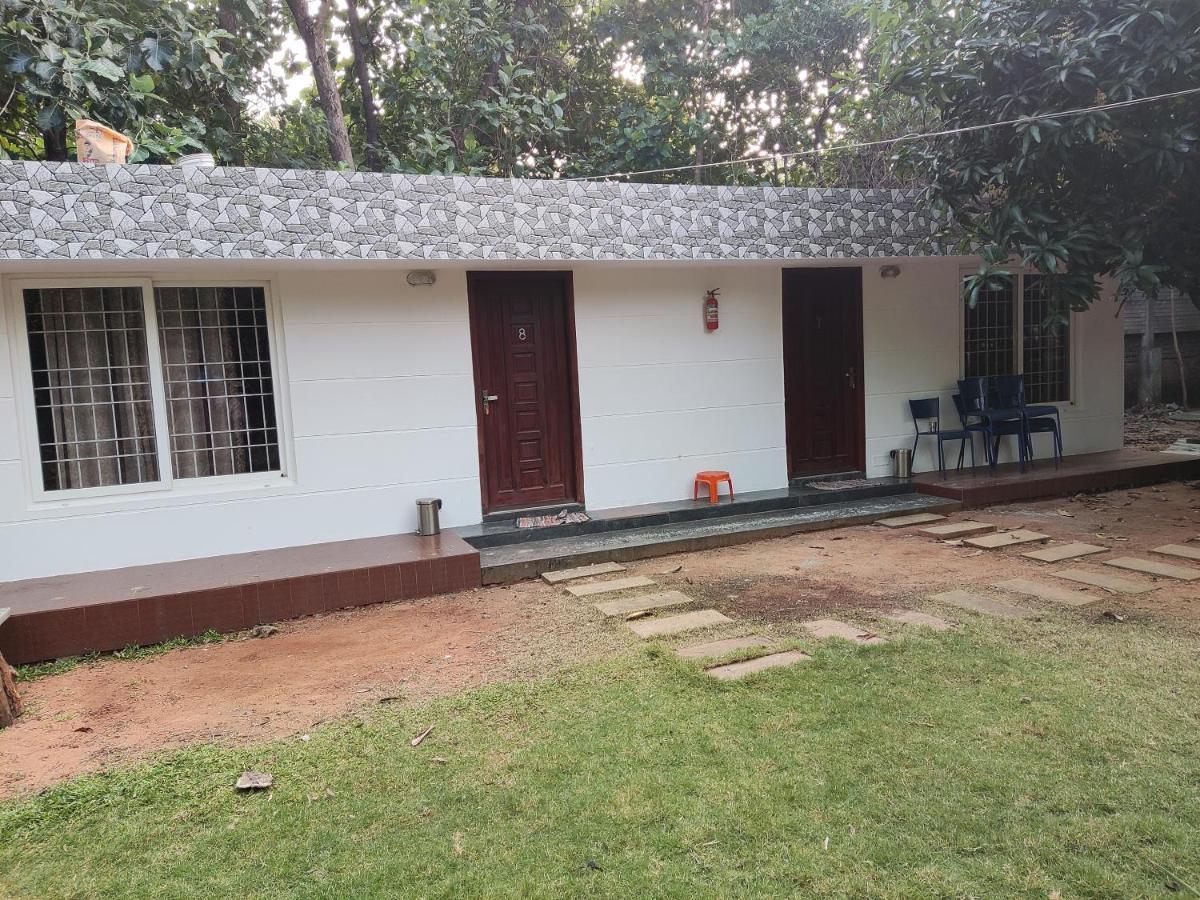 Sri Sai Farm House Пондичери Екстериор снимка