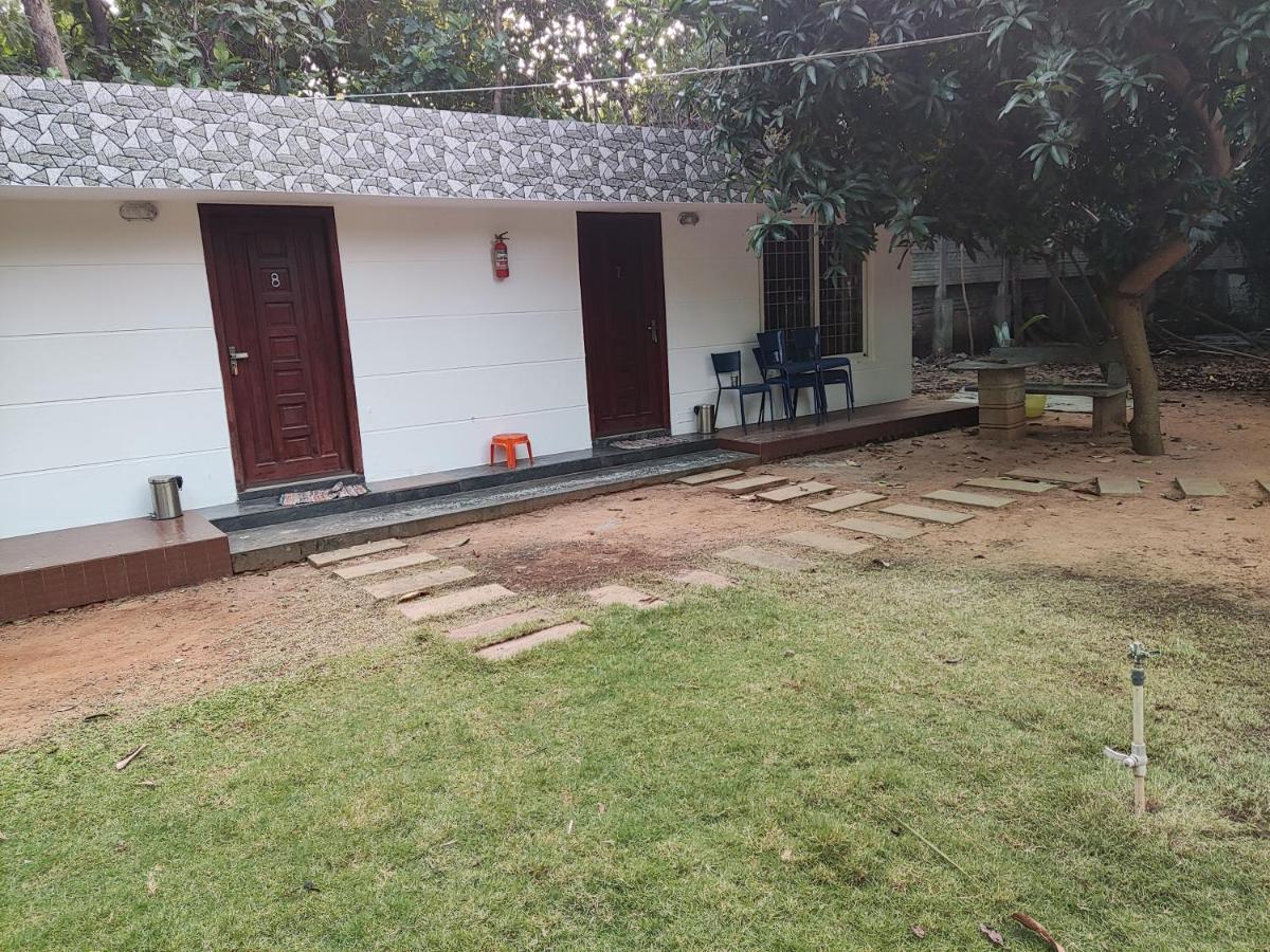 Sri Sai Farm House Пондичери Екстериор снимка